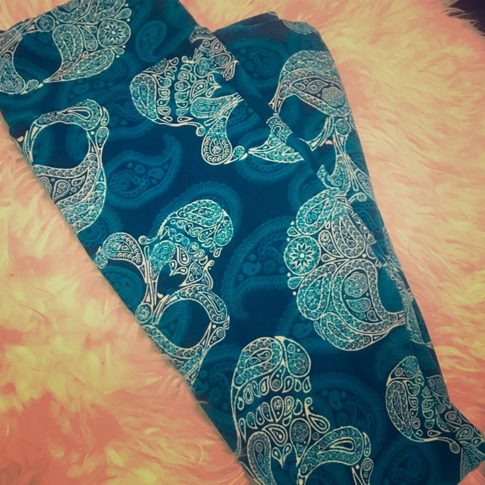 Lularoe Skull 💀 OS leggings